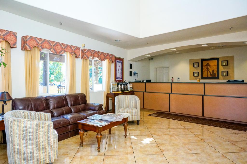 Lamplighter Inn & Suites San Luis Obispo Luaran gambar