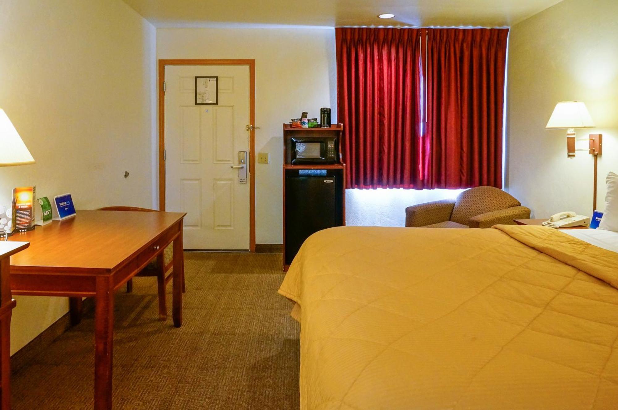 Lamplighter Inn & Suites San Luis Obispo Bilik gambar